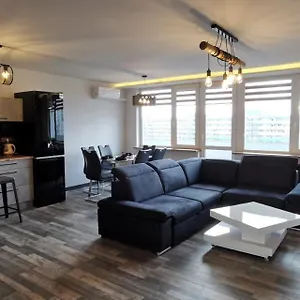 Na Przymorzu Apartment *
