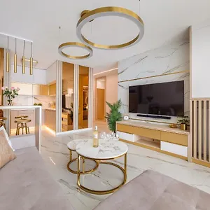 Diamond Club - Sea View Apartment