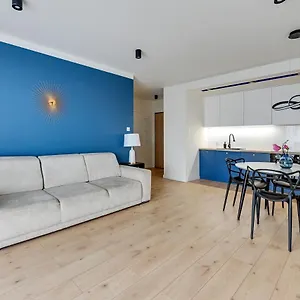 Apartment Julia By Q4apartments - Close To The Beach