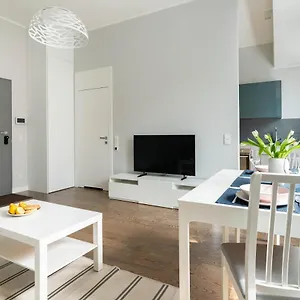 Ina Rent - Riverview Apartment