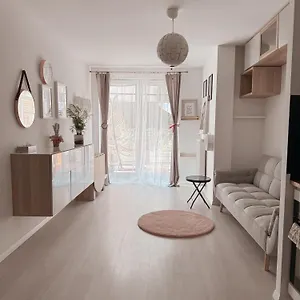 Z Ogrodkiem I Widokiem Na Apartment Gdansk