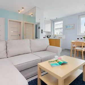 View Trzy Zagle With Balcony By Renters Apartment Gdansk
