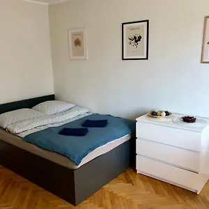 Kawalerka Z Prywatna Lazienka I Kuchnia * Gdansk