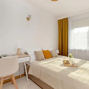 Seaside Park With Parking By Renters Apartment Gdansk