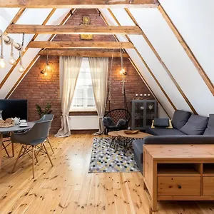 Old Town Dluga By Renters Apartment