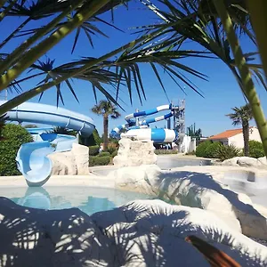 Camping Les Places Dorees 5* Saint-Jean-de-Monts