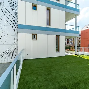 Apartment White Deluxe With Terrace By Oneapartments Gdansk