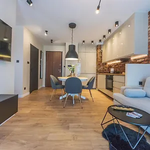 House Managers - Nadmotlawie Apartment