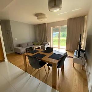 Apartment Apartament Mysliwska Z Ogrodkiem