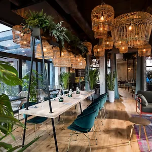 Hotel Sadova 4*