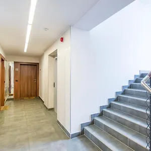 Carmel Rentyear Apartment Gdansk