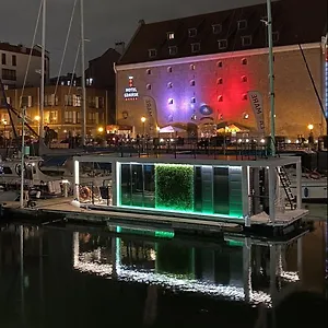 Gold Waterhouse Old Town - Houseboat *