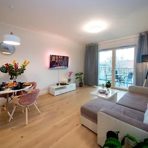 Maya's Flats & - River View Gdańsk