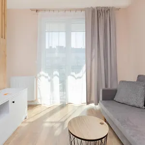Apartment Osiedle Latarnikow With Parking By Renters *