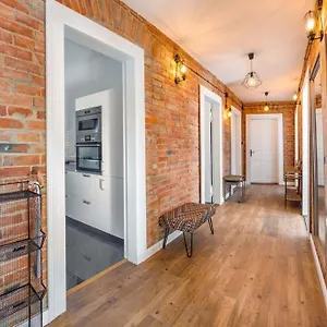 Hostel Totu Wajdeloty 5 Gdansk