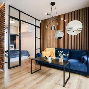Glow Apartments, Heaven Stare Apartment *