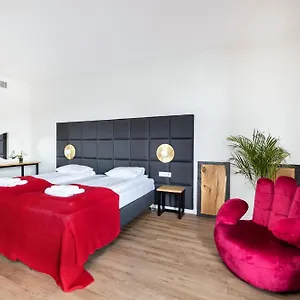 Deo Plaza - Old Town By Rent Like Aparthotel