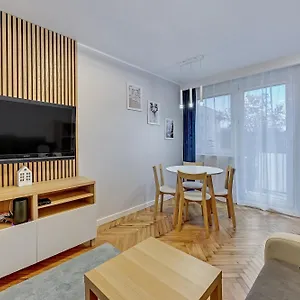 Chill Mood By Grand Apartment *