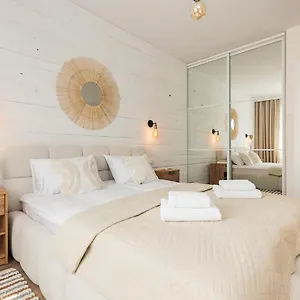 Flatbook - Seaside Baltea I Apartment