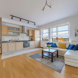 Seaside With Sunny Terrace Apartment Gdansk