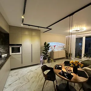 Wood & Stone Apartment Gdansk
