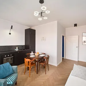 Aparthotel Yourapart Rajska Centre