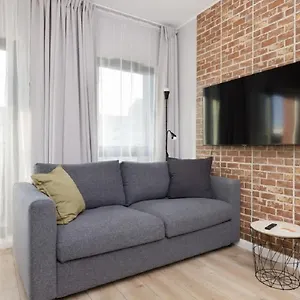 Centre Torunska By The River By Renters Apartment Gdansk