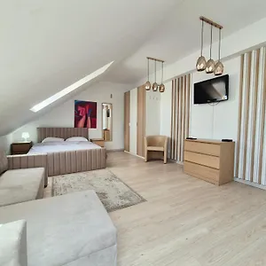 Apartament Startowa 4a *