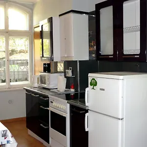 Amber Studio