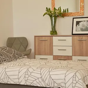 Seaside Base Apartment *
