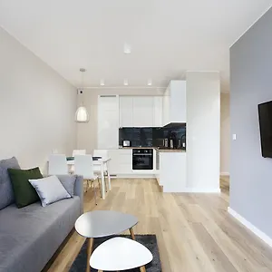 Ms Sky Tower Iii Apartment *