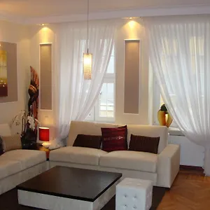 Irs Royal Irs Old Town Apartment *