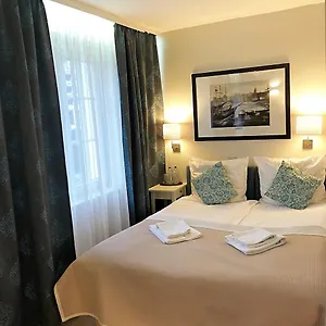 Lux