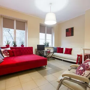 Hotel Apartament White Lions