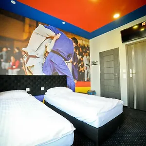 Olympic - Old Town Hostel *