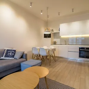 Nadmorski Dwor Wood Apartment *