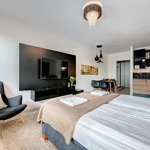 Apartament Live & Travel Old Town *