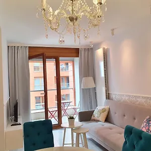Aura Xv Apartament Z Balkonem Apartment