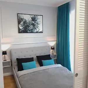 Apartament *