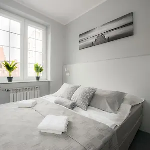 Hostel Wide Street