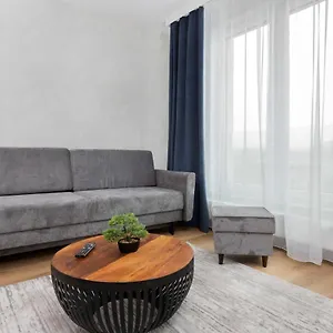 Apartment Letnicka By Renters *