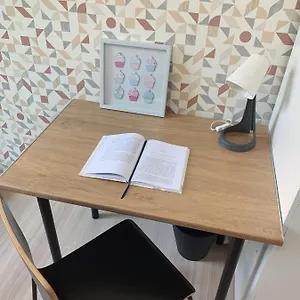 Guest house Rooms4less *