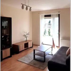 Mieszkanie Na Drzewie Z Ogrodkiem Apartment