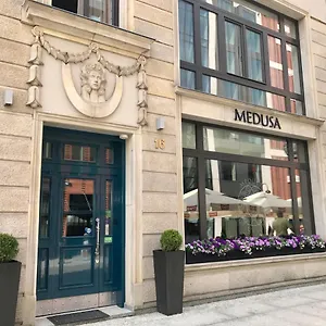 Medusa Old Town Aparthotel 3*