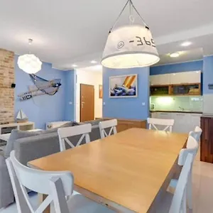 Golden Apartments&sz7-1 Apartment *