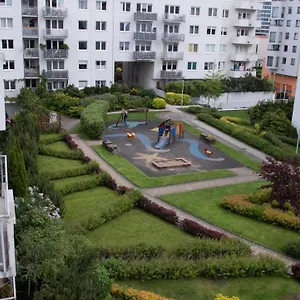 Apartment Reagana Niedaleko Morza