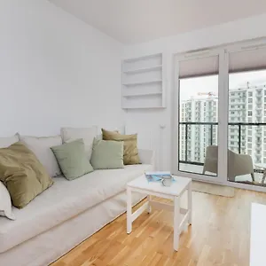 Apartment Stadion With Parking By Renters Gdansk