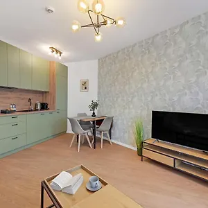 Slaska 12 Living By Downtown * Gdansk