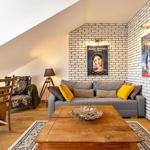 Urbannest Szafarnia 7-71 * Gdańsk
