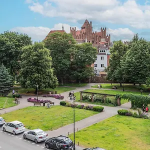 Podwale Staromiejskie With Balcony By Renters Gdansk